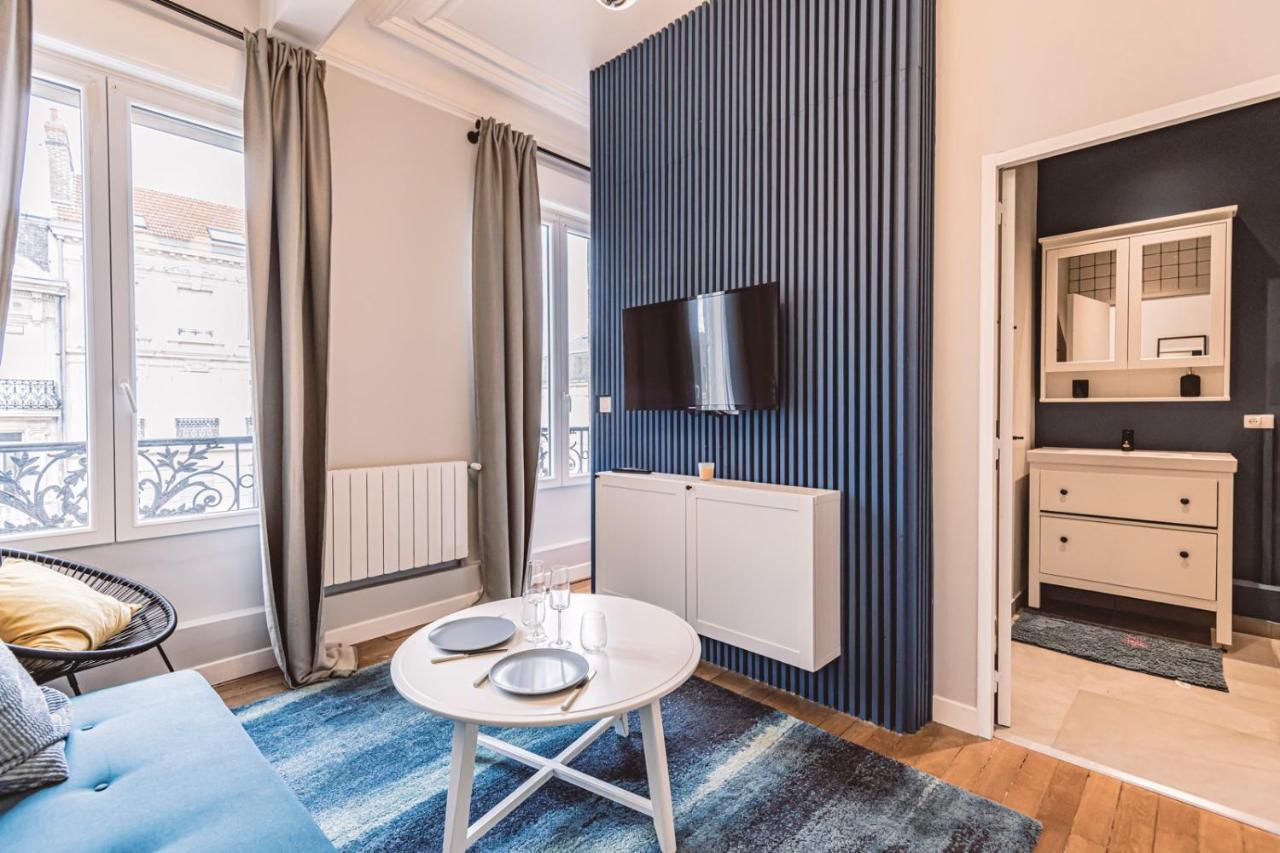 Le Mediterraneen, Face A La Cathedrale - 2D Apartment Reims Exterior photo